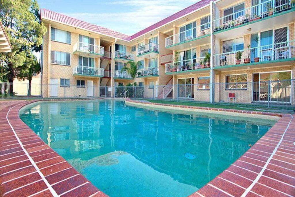 Bribie Island Unit With Pool - Amazing Beaches & Lifestyle! Bongaree Eksteriør billede